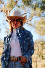 Load image into Gallery viewer, Bull skull denim arena shirt